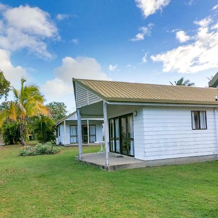 Halliday Bay Resort Seaforth Exterior photo